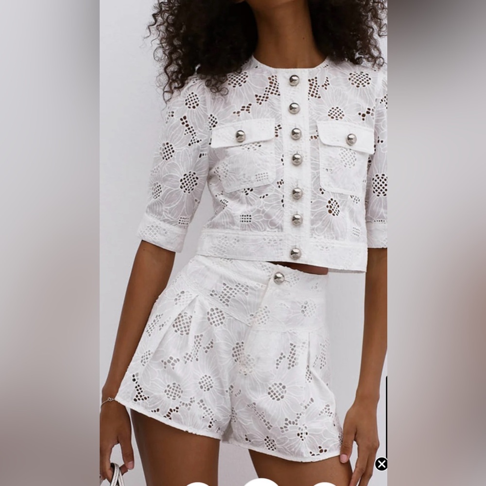 Commense White Lace Women Shorts and top size medium